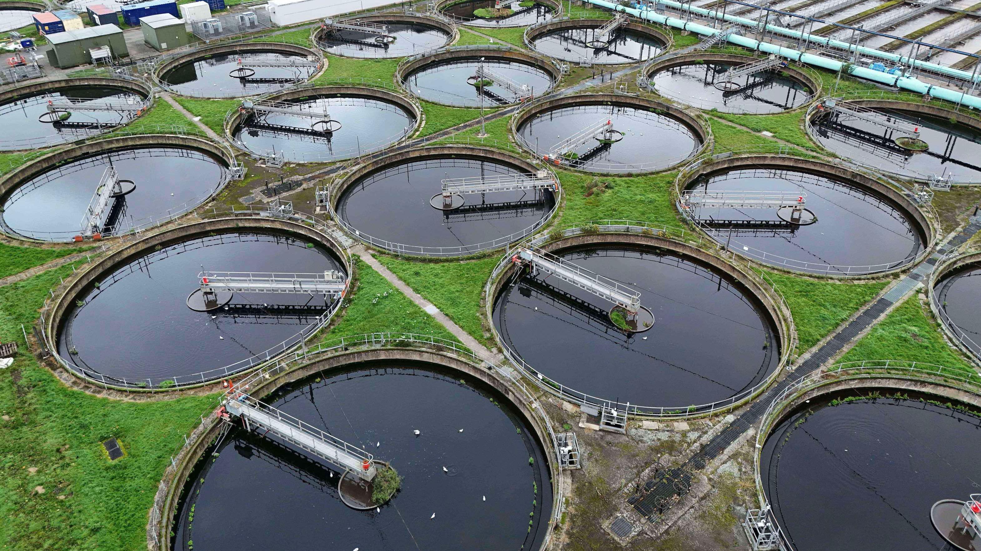 'I can't drink the water' - life next to a US data centre