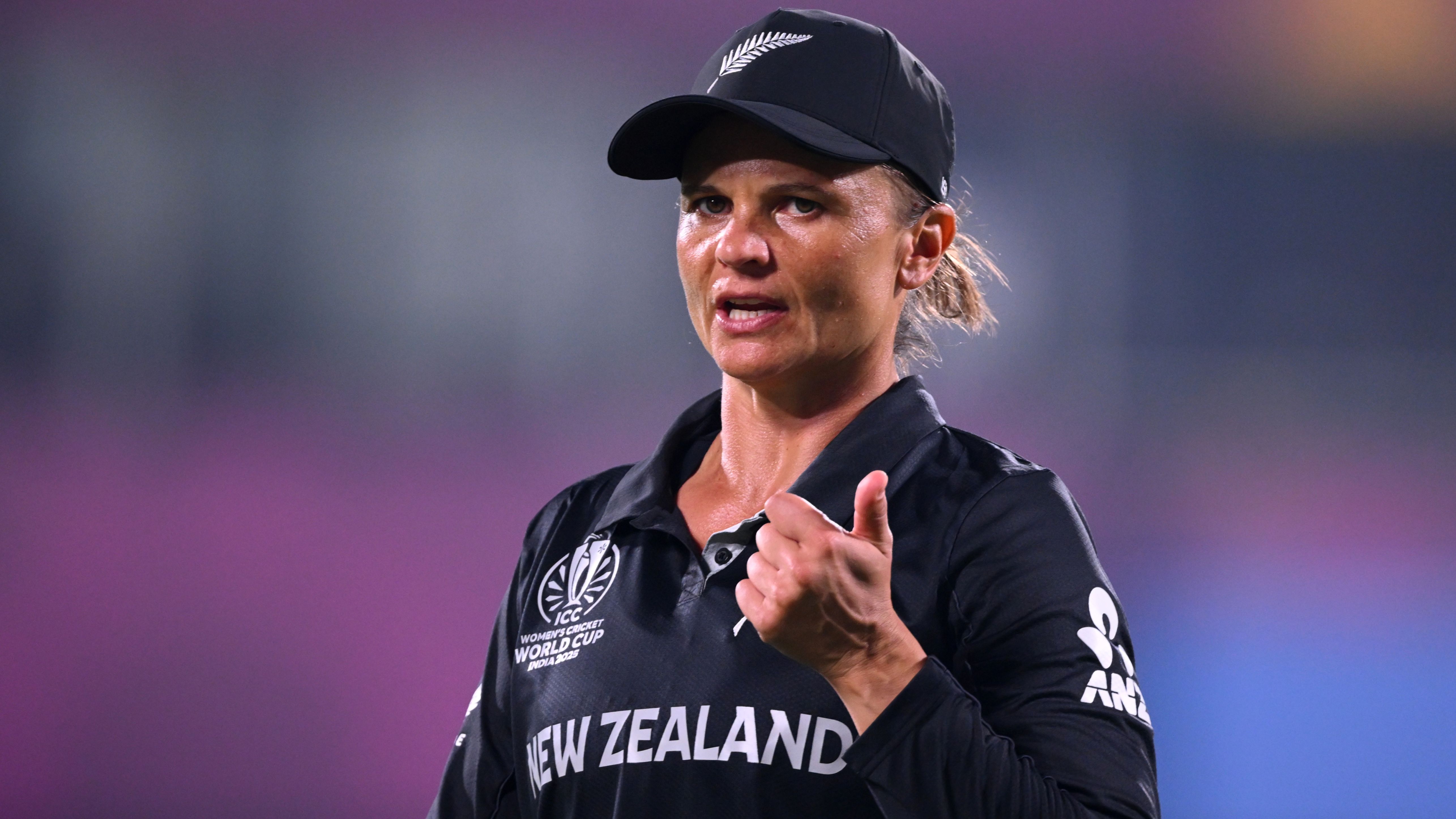 Suzie Bates: New Zealand great to retire from internationals after 2026  Women's T20 World Cup - BBC Sport