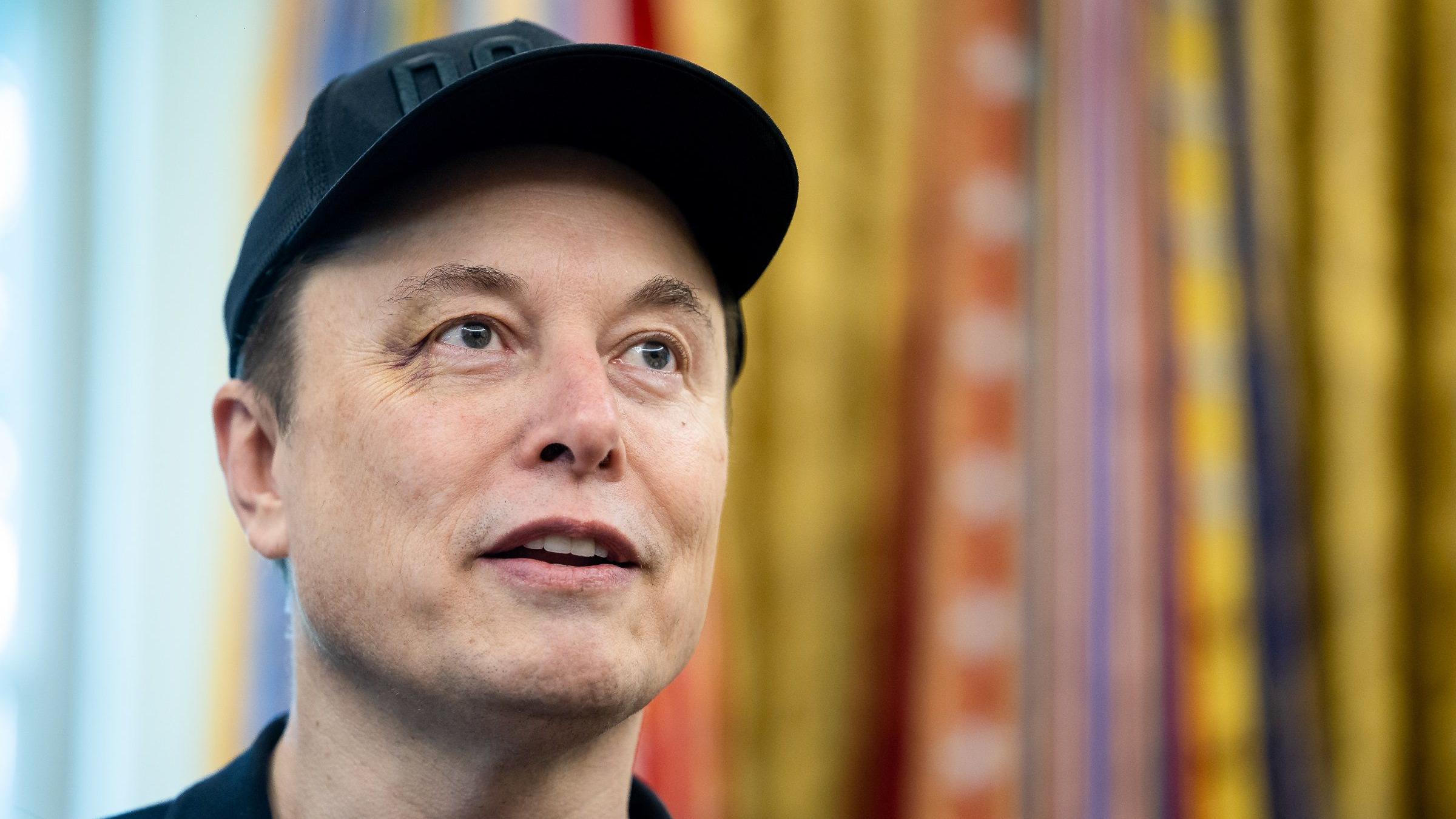 Tesla awards boss Elon Musk bn in shares