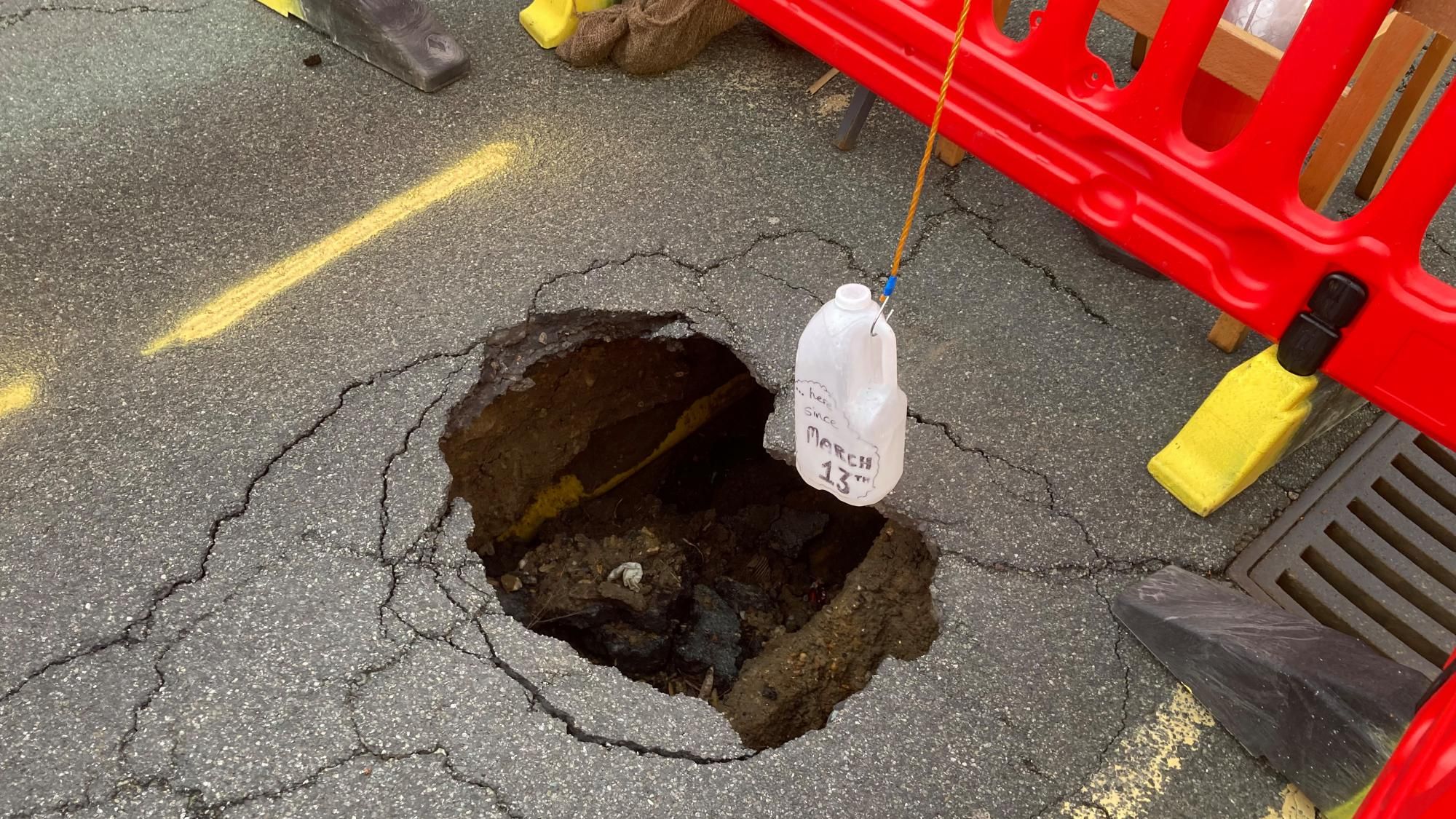Ipswich sinkhole neighbours mock up 'Arctic' fishing rod scene at
