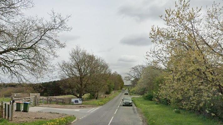 Otley Old Road in Leeds could see speed limit reduced - BBC News