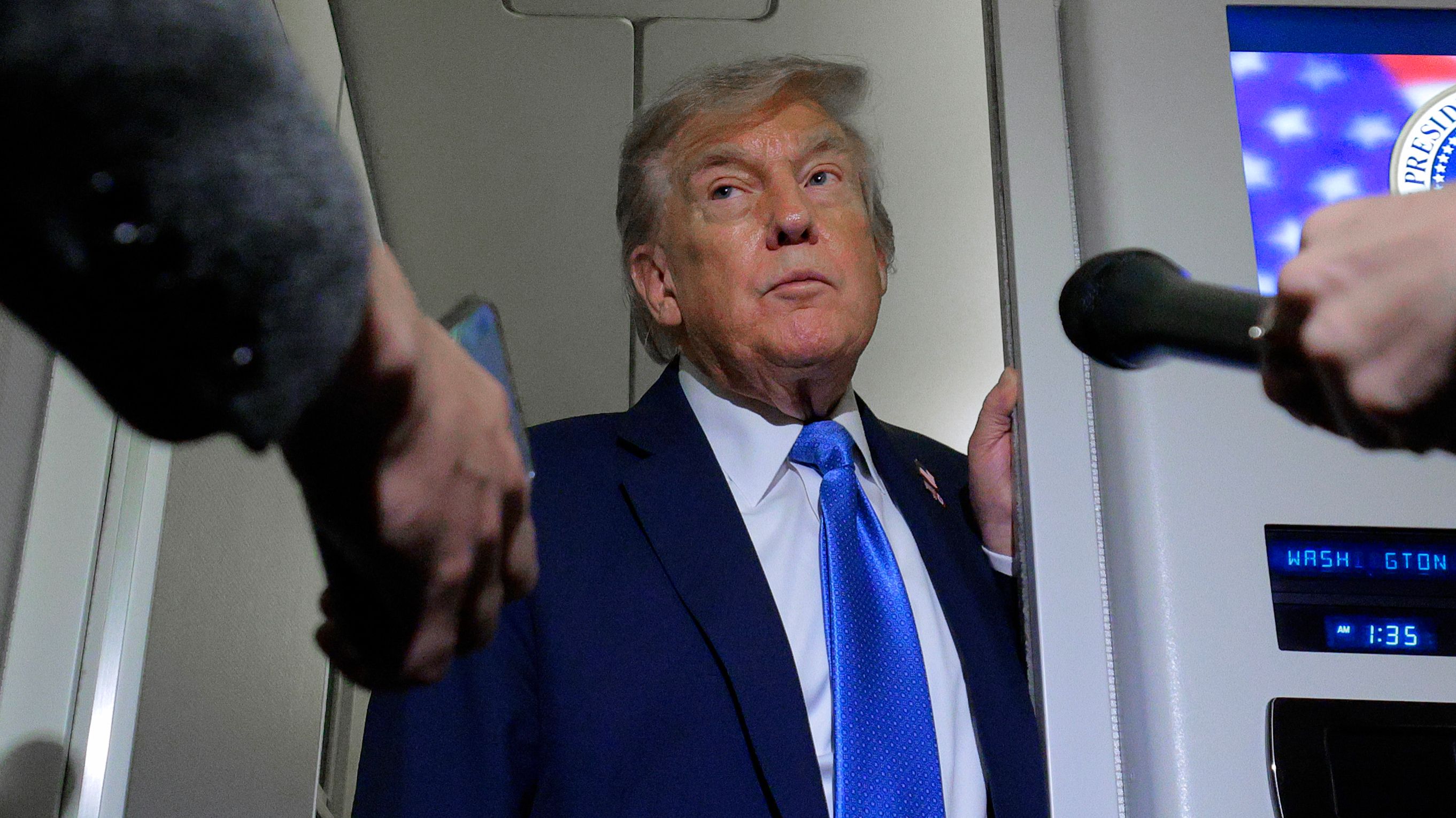 Trump's Iran dilemma exposes bitter split in president's circle