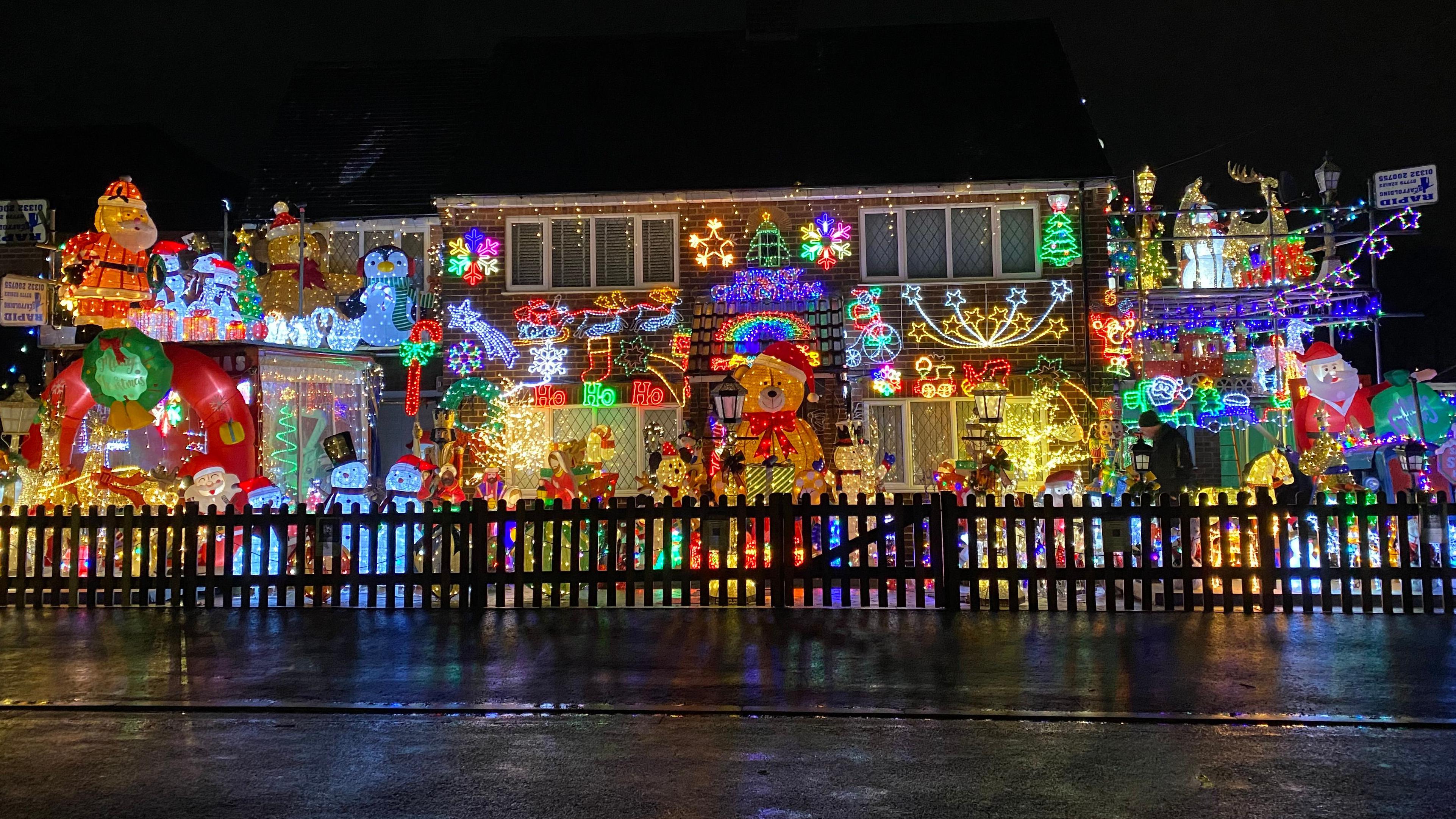 Xmas lights house hotsell