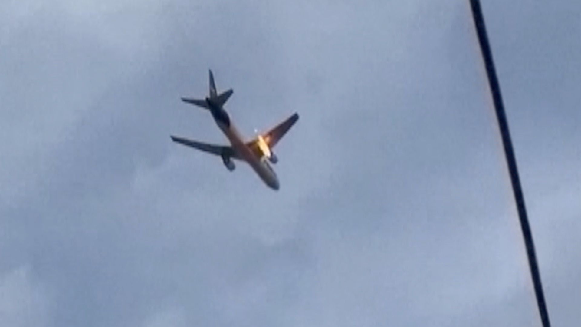 Watch: Flames shoot from plane engine after bird strike in NJ