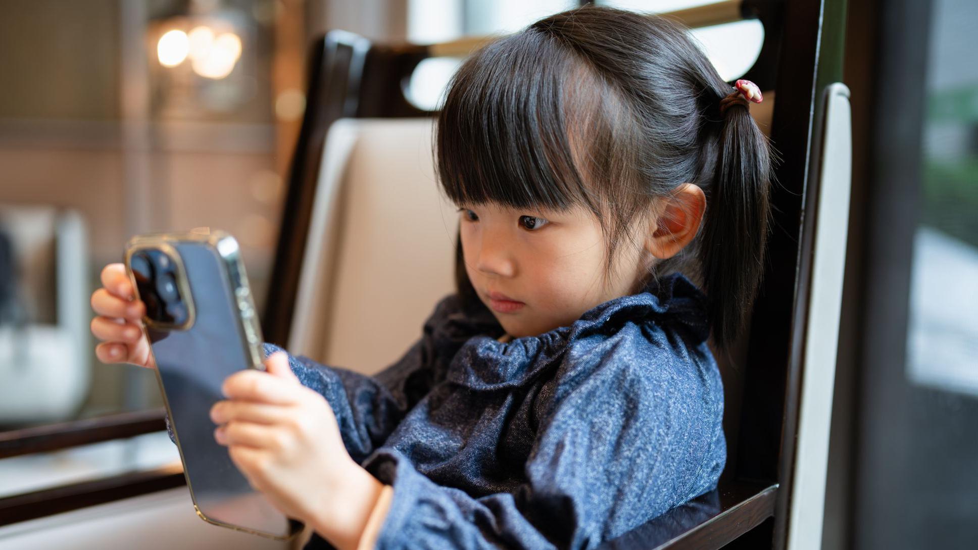 China Unveils World-Leading AI Safety Draft to Curb Suicide and Violence Content