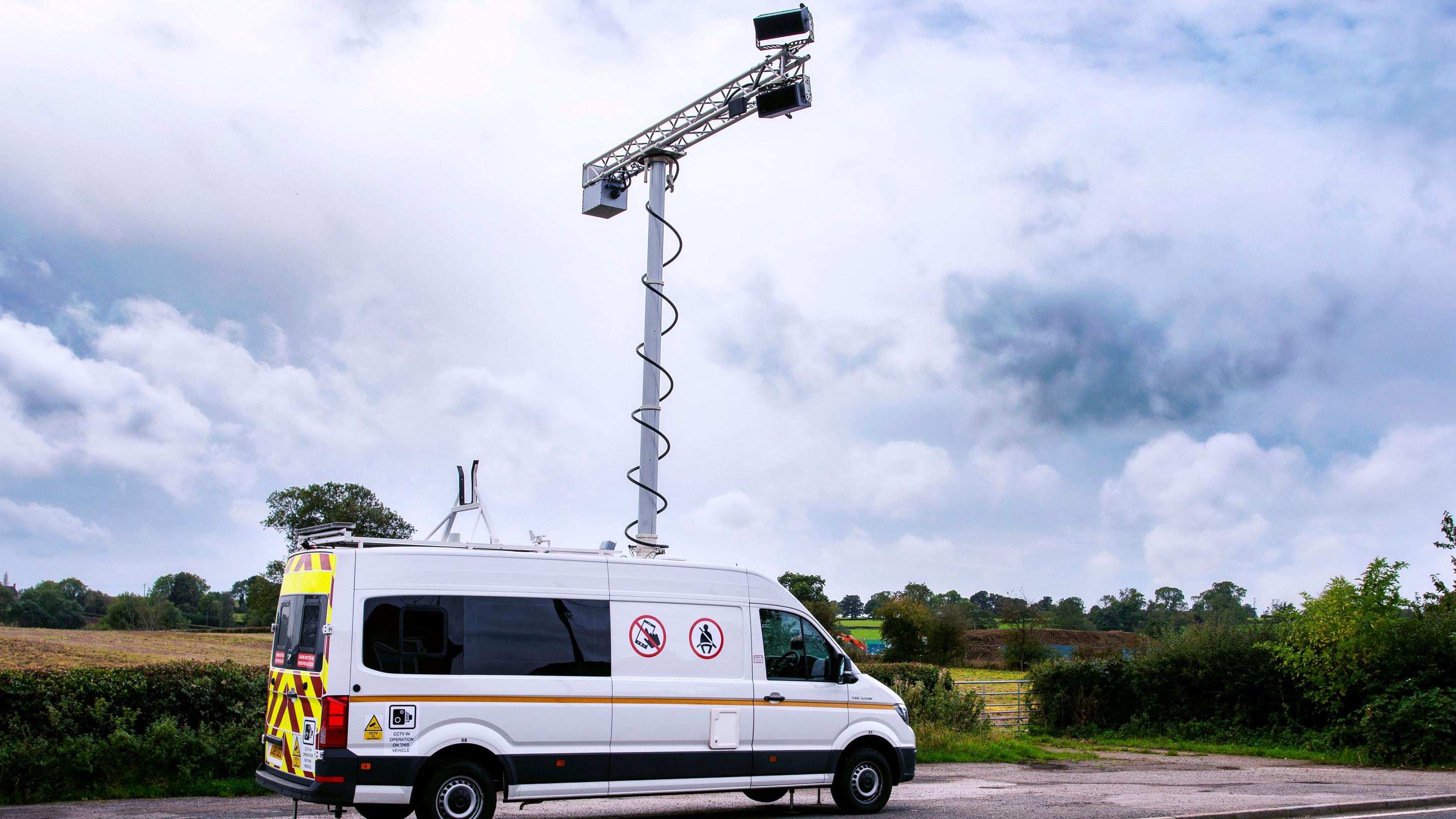 AI cameras to spot Greater Manchester drivers using phones BBC News