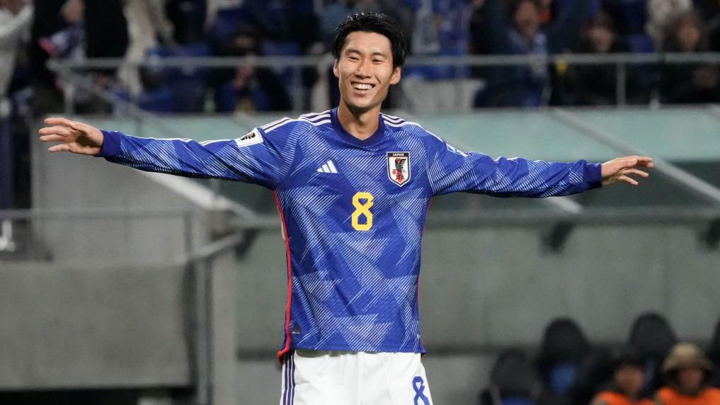 CRYSTAL PALACE KAMADA 18 シャツ L CRYSTAL PALACE KAMADA 18 シャツ L Amazon.co.jp: HALASRTB