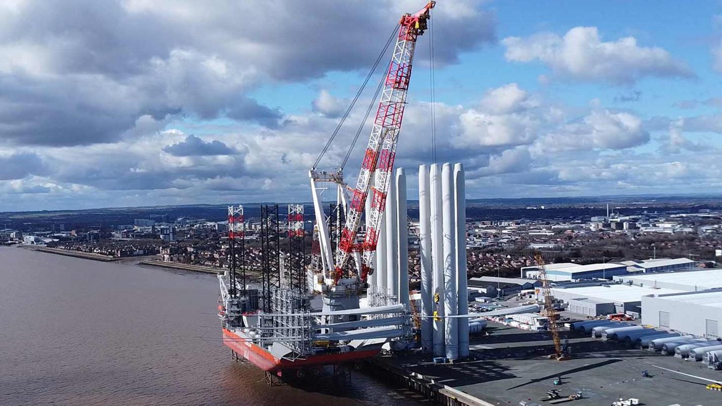 Huge ship to carry turbines from Hull to RWE Dogger Bank wind farm