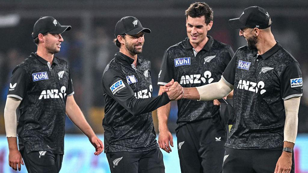 New Zealand seal first ODI series win in India with victory in Indore  decider - BBC Sport