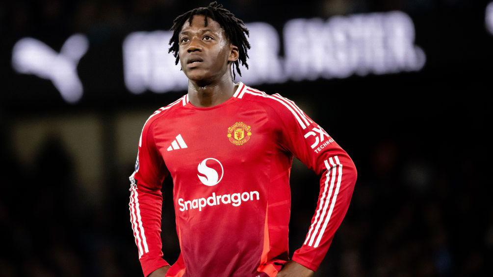 Kobbie Mainoo: Manchester United boss Ruben Amorim can't guarantee  midfielder's future - BBC Sport