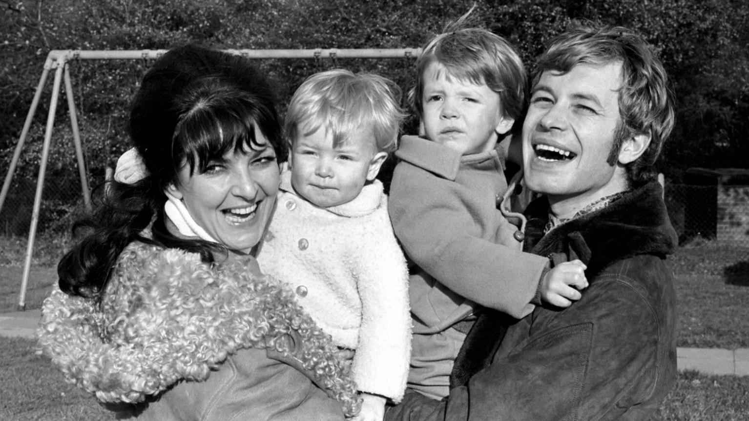 Original Coronation Street cast member Alan Rothwell dies aged 89