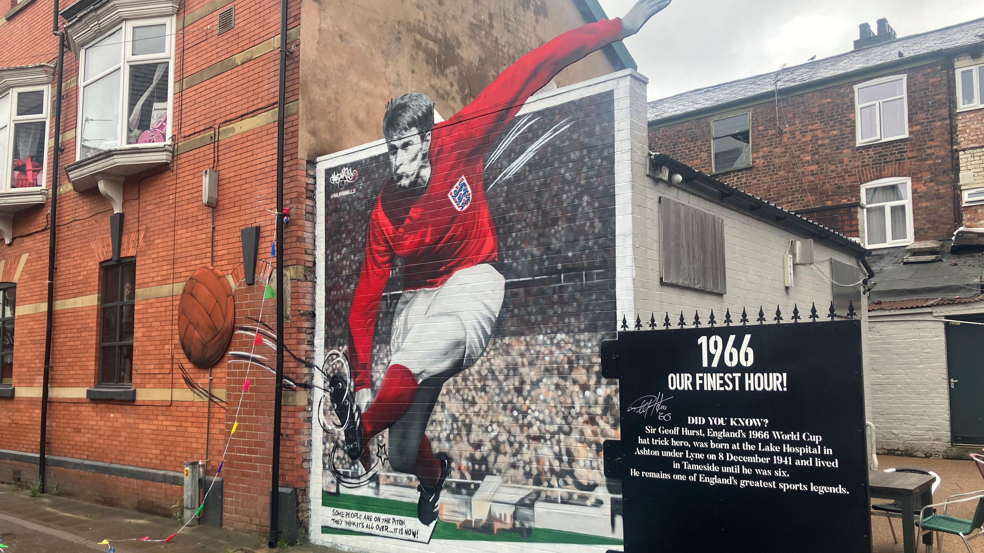 Mural for England 1966 World Cup-winning hero Sir Geoff Hurst