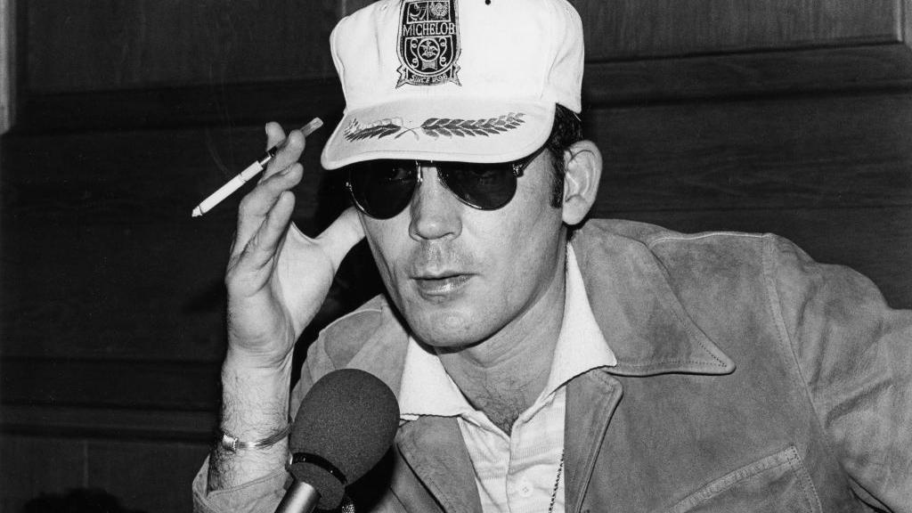 female athletes who smoke cigarettes Athletes that Smoke Cigarettes: List of Professional Athletes Who Smoke  Cigarettes