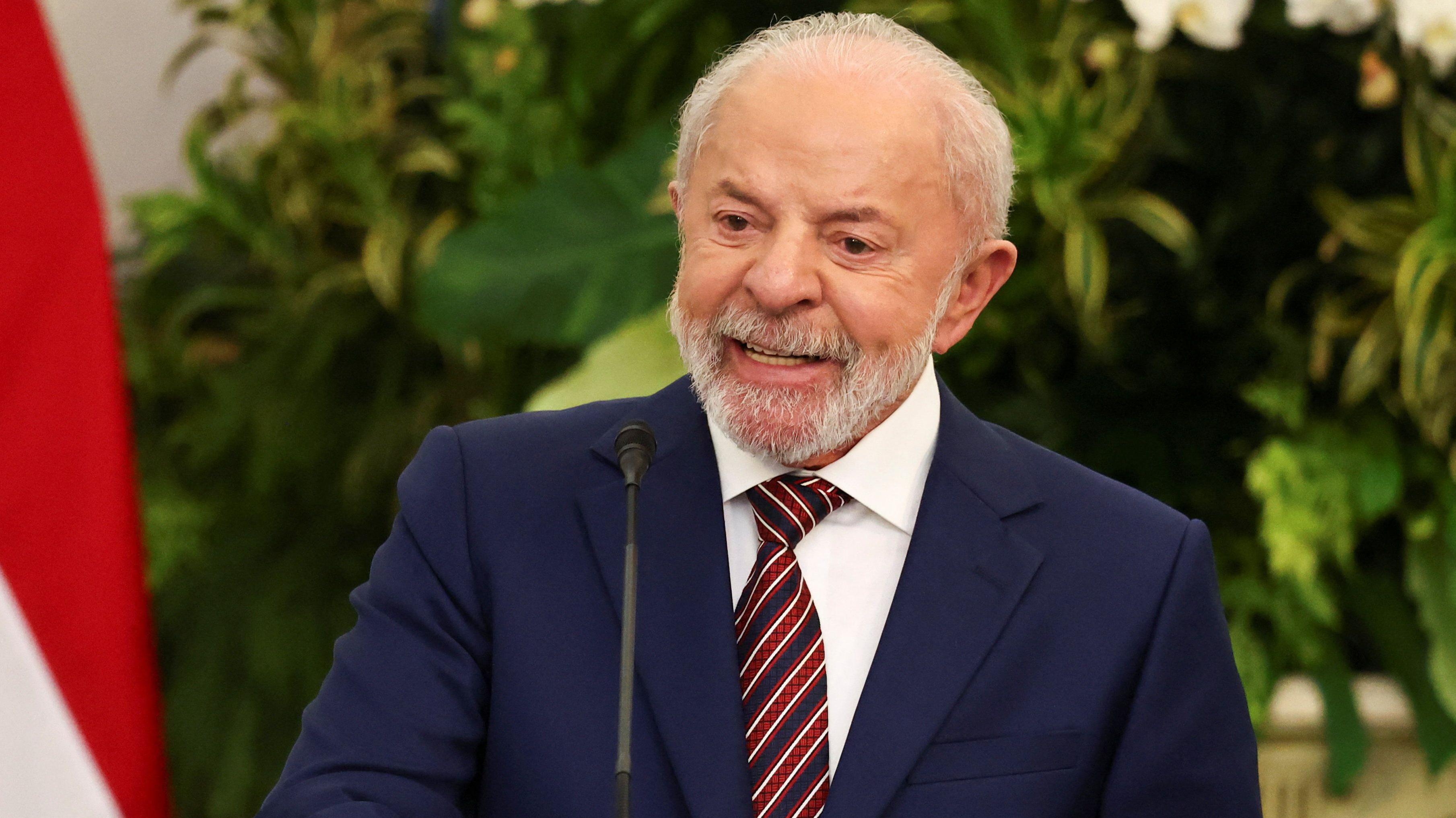 Brazil: Luiz Inácio Lula da Silva to seek fourth term as president