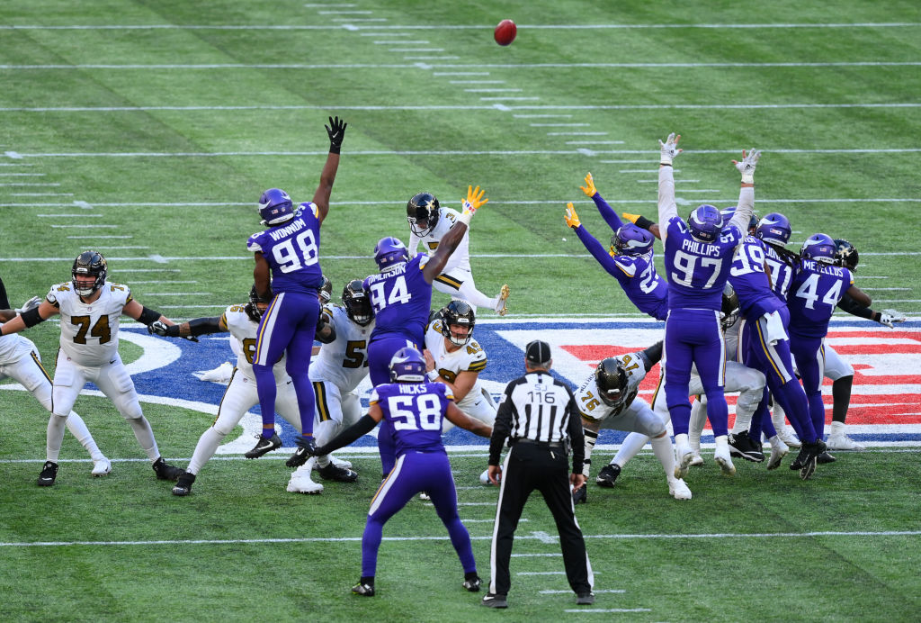 NFL LONDON: Minnesota Vikings 28-25 New Orleans Saints - Live - BBC Sport