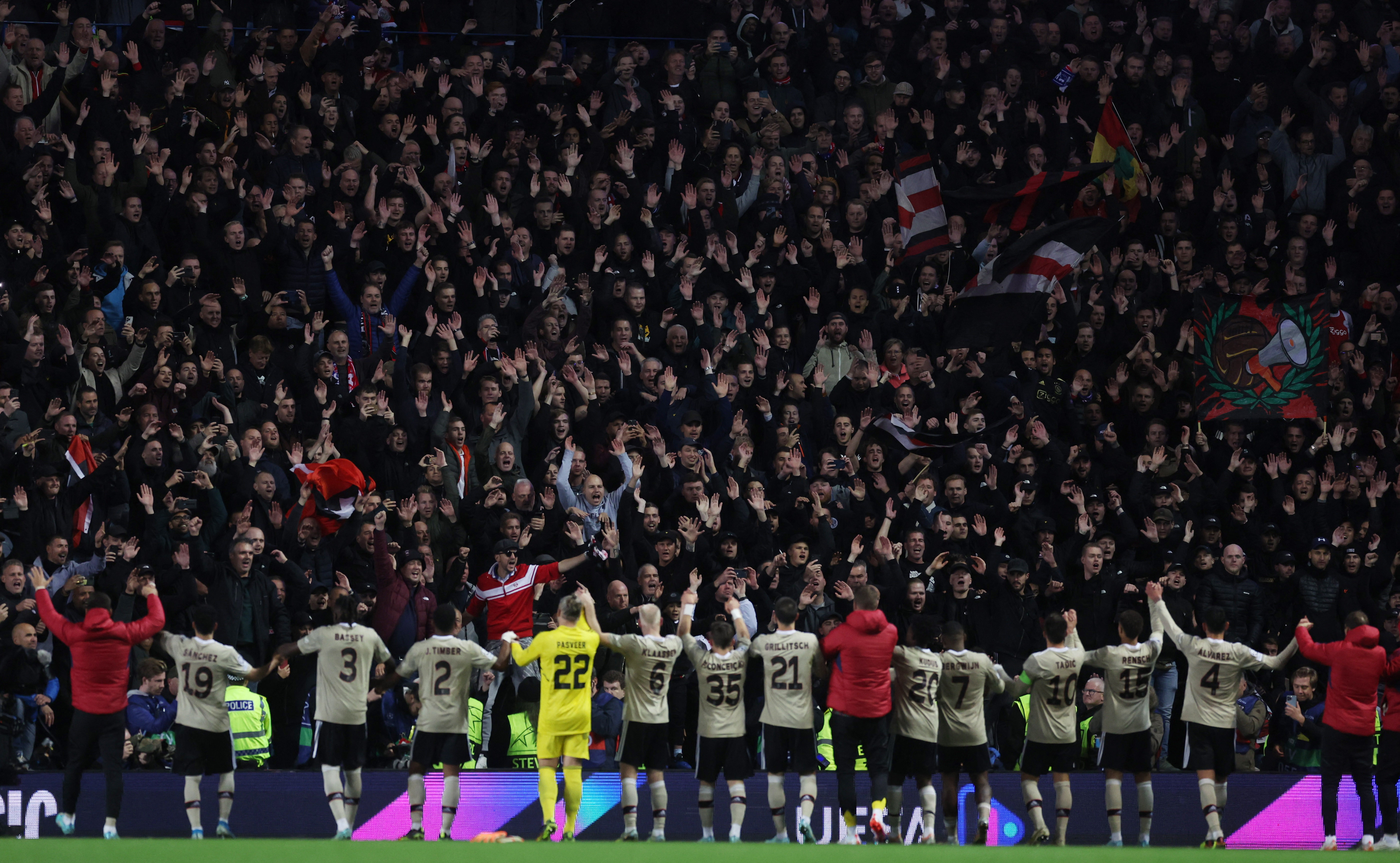 Ajax 4-0 Rangers: Scots outclassed by rampant Dutch in Champions League -  BBC Sport