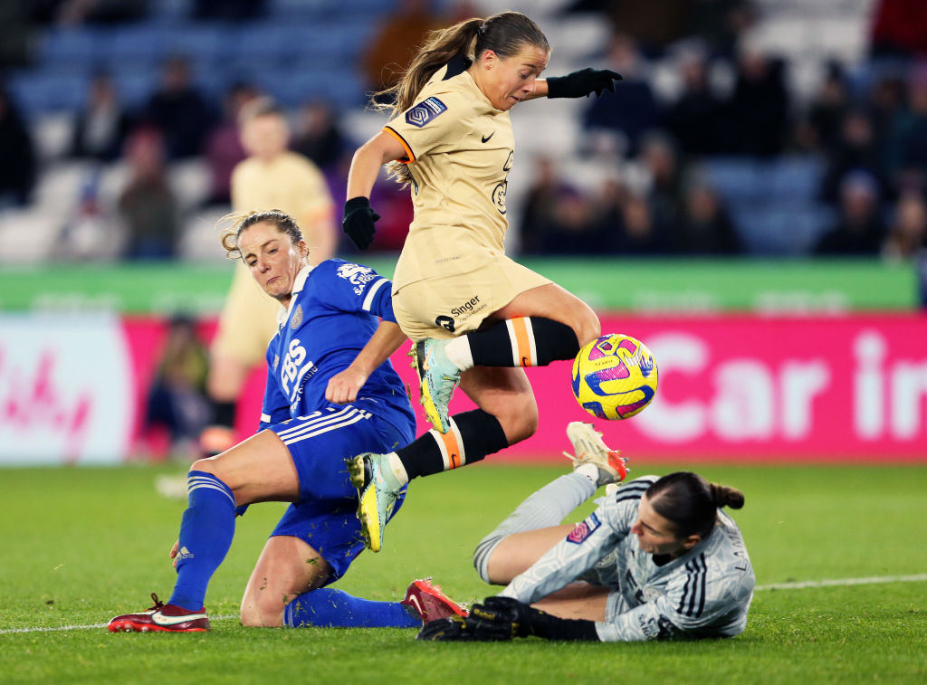 Man Utd Women beat Aston Villa Ladies 12-0 in Women's Championship opener -  BBC Sport