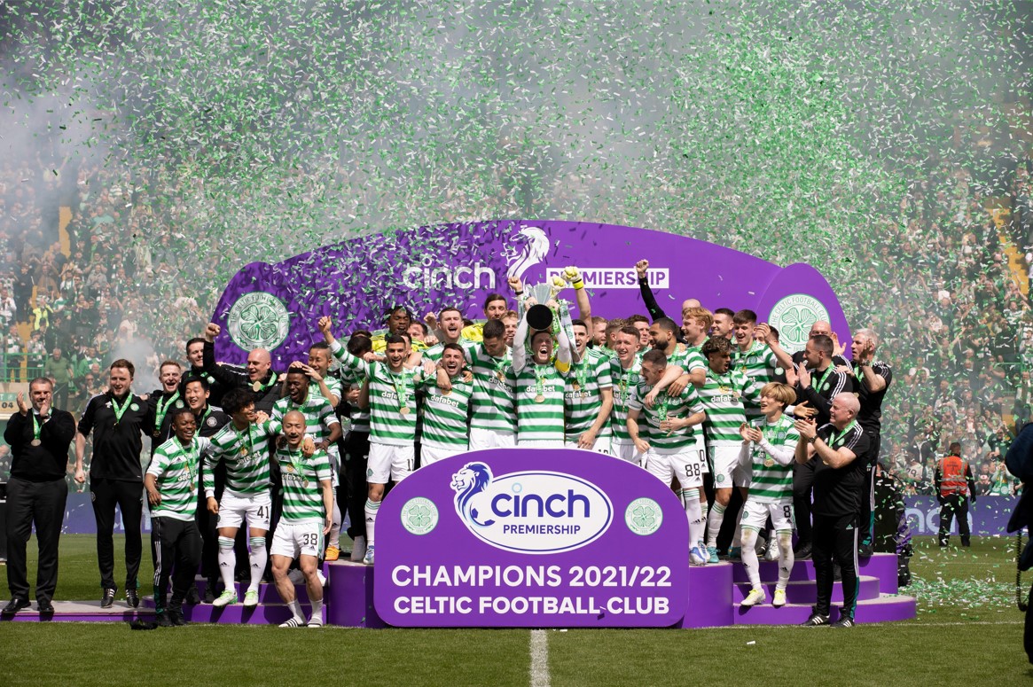 Celtic Football Club on X: 🏆 A new look for the Champions of Scotland 🟢⚪  The 2023/24 #CelticFC x @adidasfootball Home Kit is available now 🍀 / X