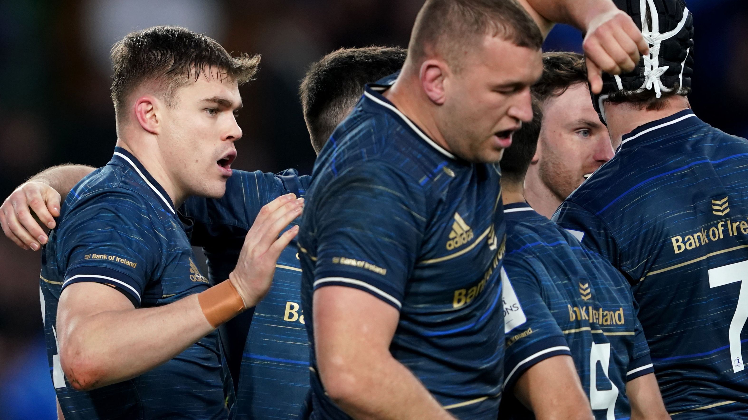 Champions Cup and Challenge Cup LIVE Leinster v Leicester Tigers, Scarlets v Clermont Auvergne - Live